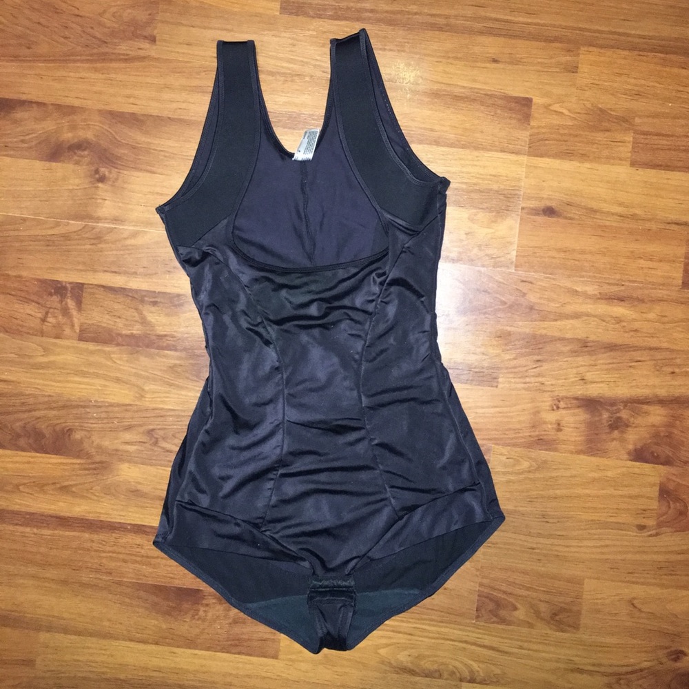 Tight black spanx from Maidenform